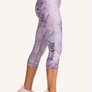 WITH Peloton Floral 2k High Waist Capri